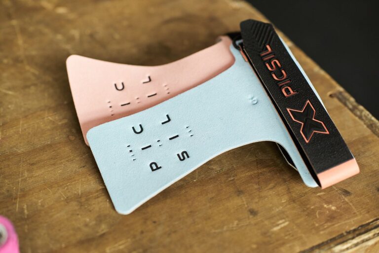 pull-up grips